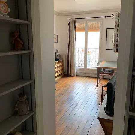 Affittacamere Stylish Flat With Balcony Facing South 4*