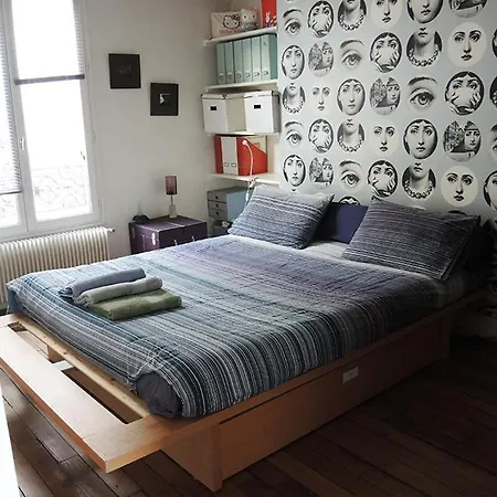 Stylish Flat With Balcony Facing South Affittacamere 4*