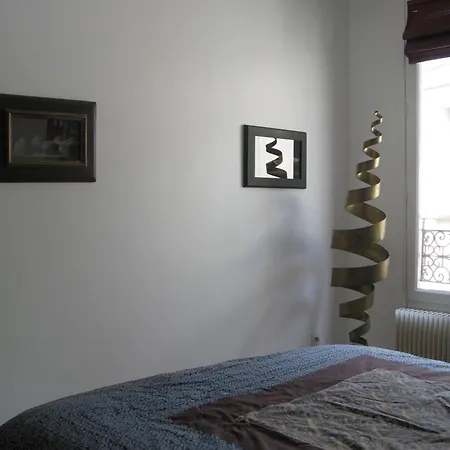 Affittacamere Stylish Flat With Balcony Facing South 4*